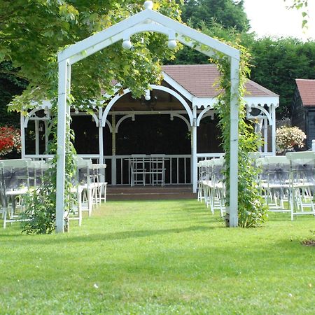 Hunters Meet Hotell Hatfield Heath Exteriör bild