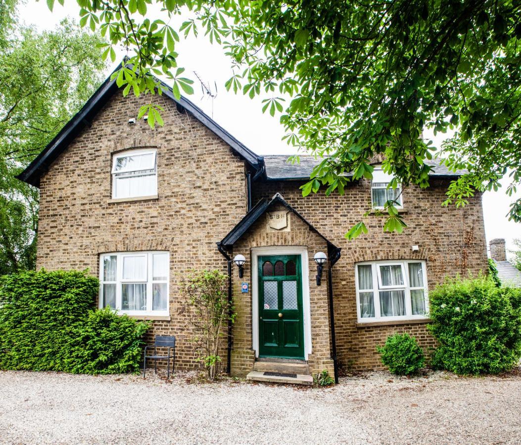 Hunters Meet Hotell Hatfield Heath Exteriör bild