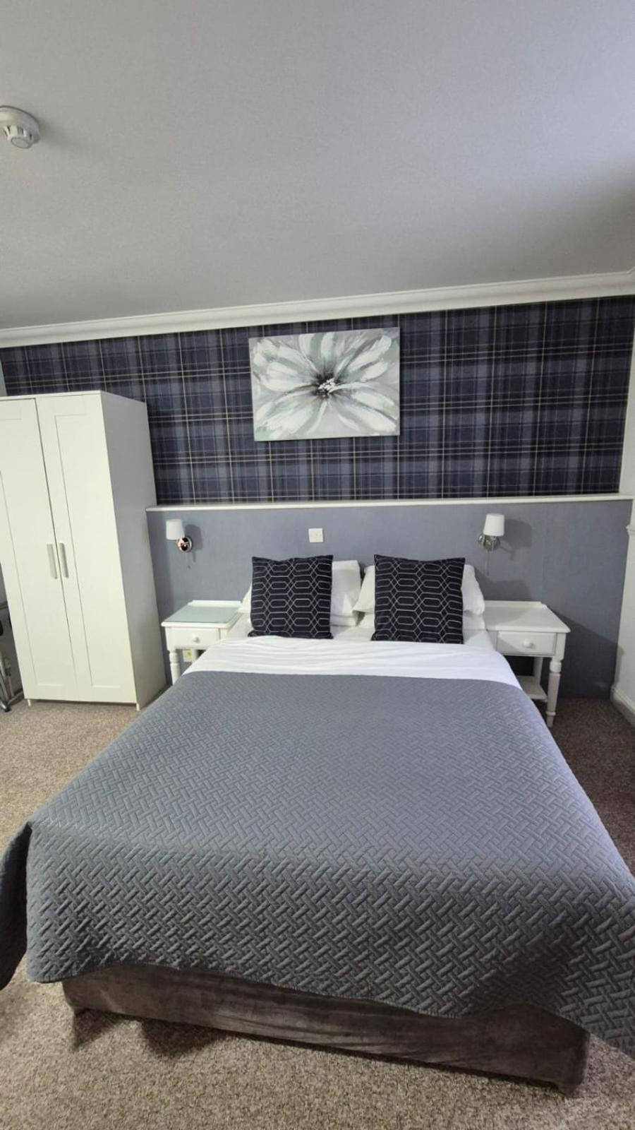 Hunters Meet Hotell Hatfield Heath Exteriör bild
