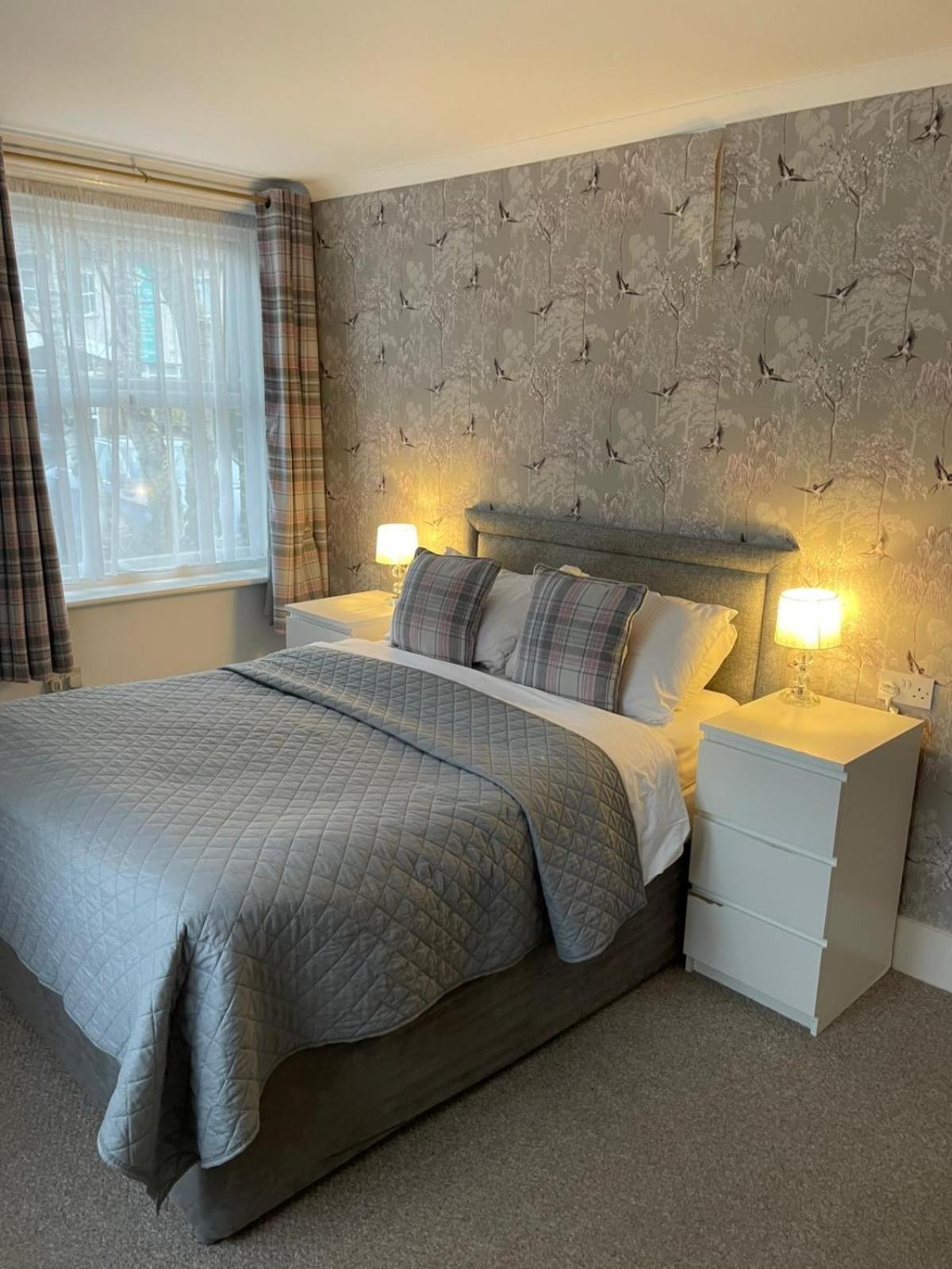 Hunters Meet Hotell Hatfield Heath Exteriör bild