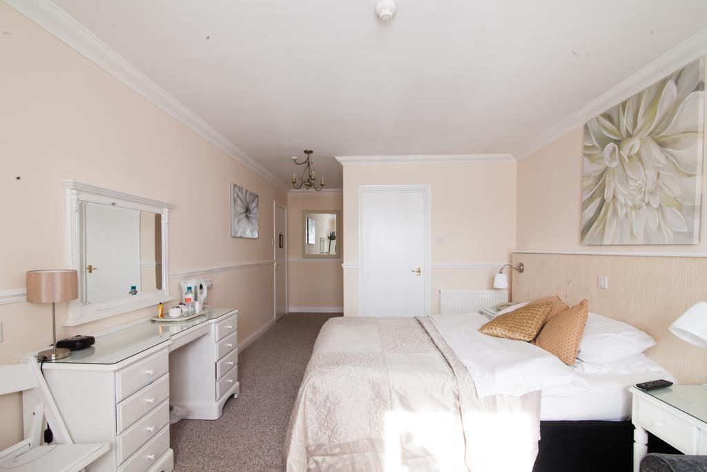 Hunters Meet Hotell Hatfield Heath Exteriör bild